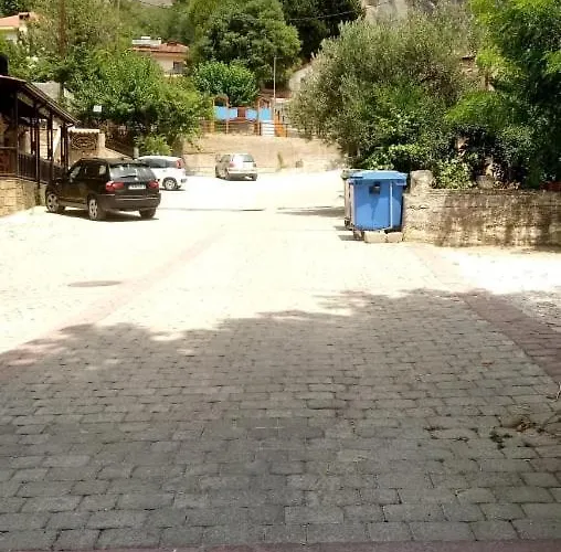 別荘 Argiris Old House 1 カランバカ