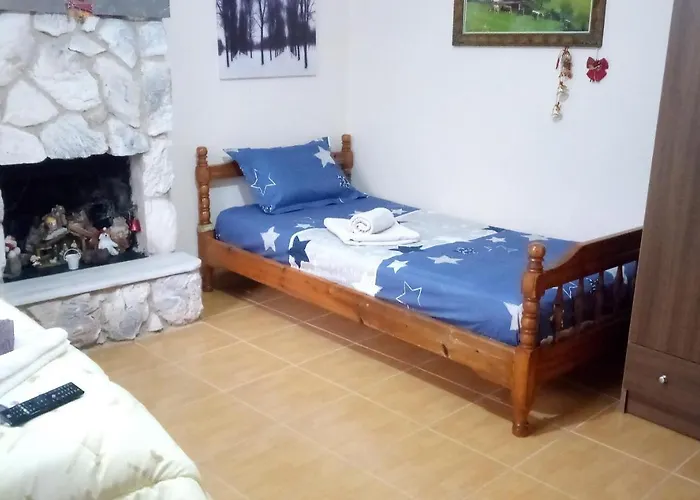 Argiris Old House 1 *