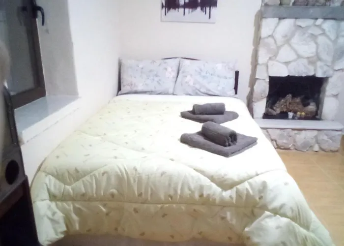 別荘 Argiris Old House 1 カランバカ